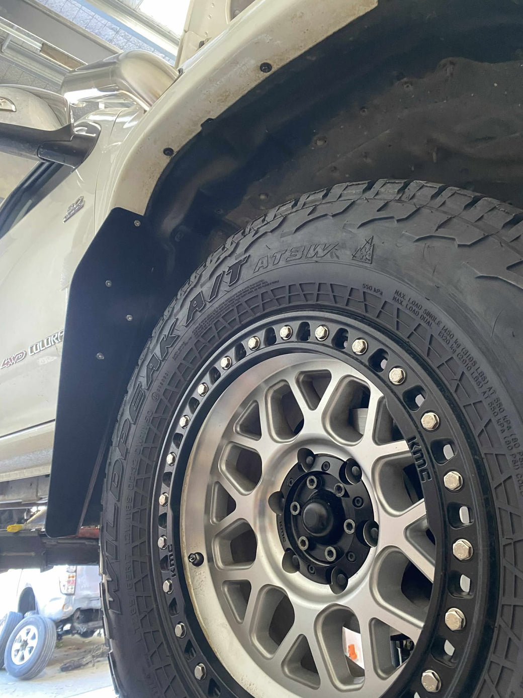 Composite Mudflap Replacements FRONT (Isuzu D-MAX/Holden Ra7 2007-2012)