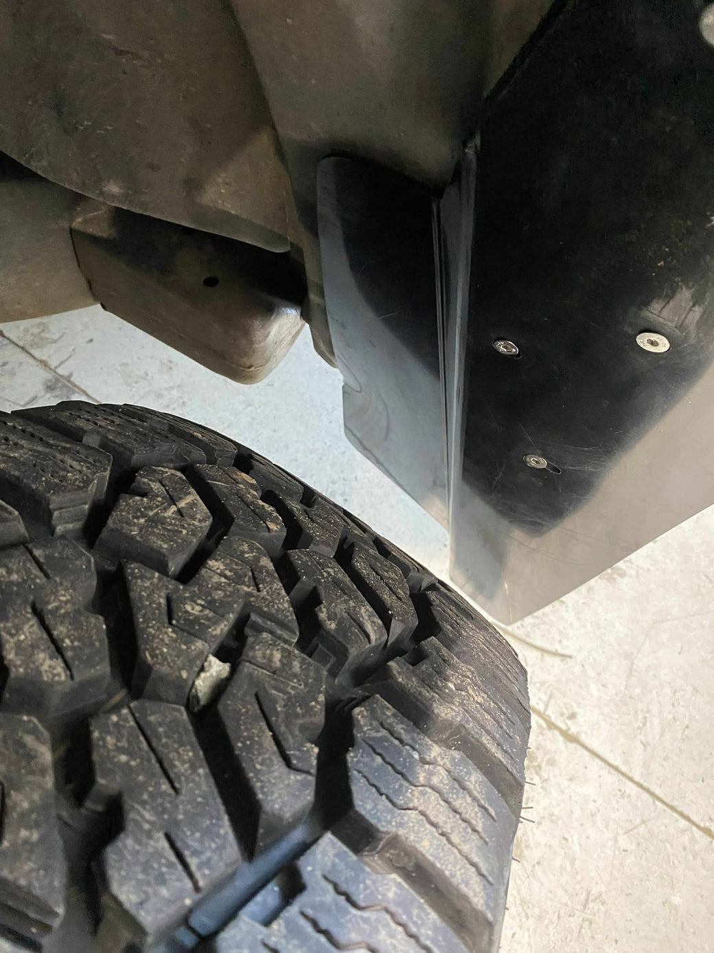 Composite Mudflap Replacements FRONT (Isuzu D-MAX/Holden Ra7 2007-2012)