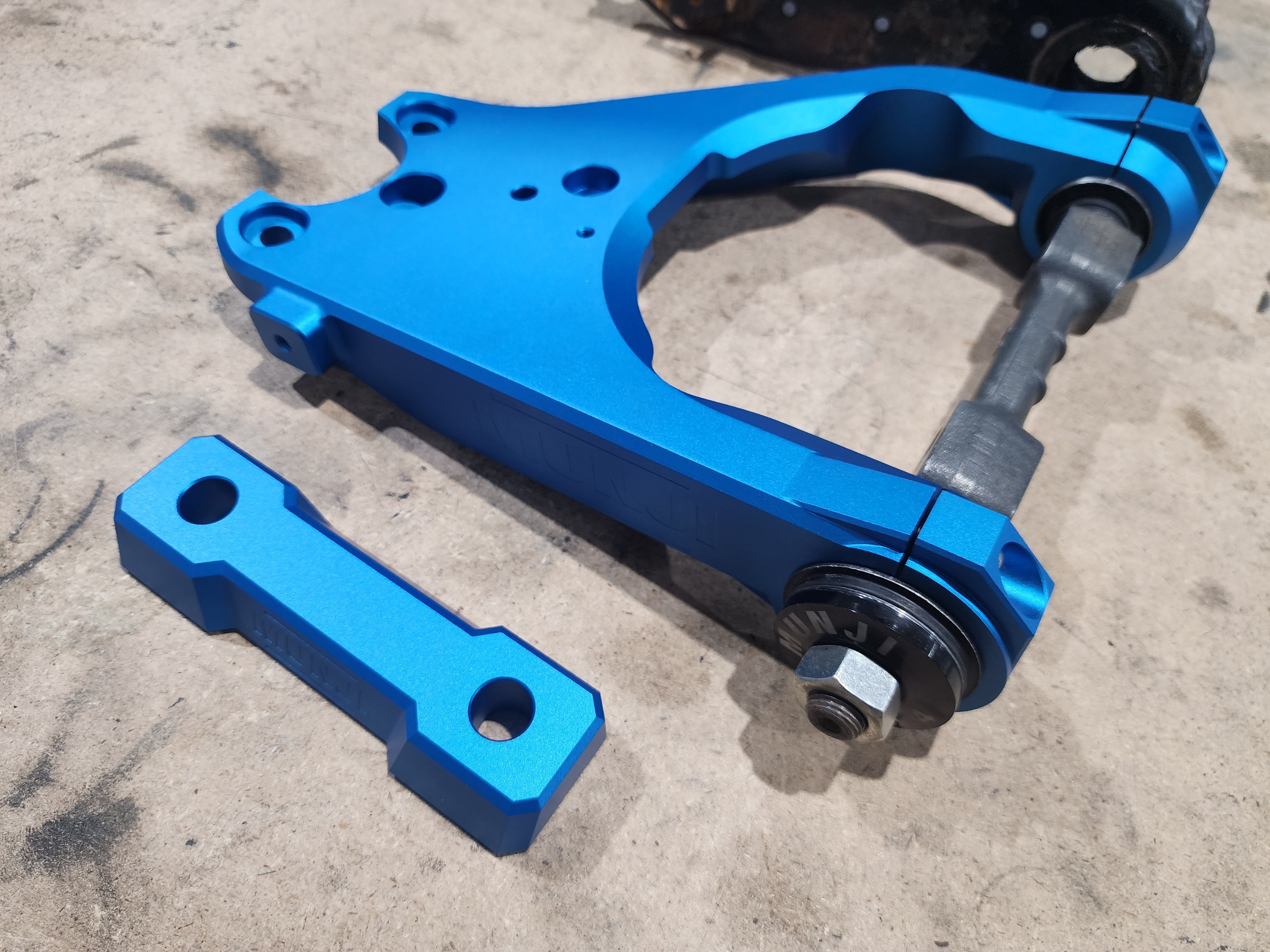 Puck Design Control Arm FRONT Upper Control Arm (RA7, Ra, RC, Early D-Max Shape) – Munji 4x4 ...